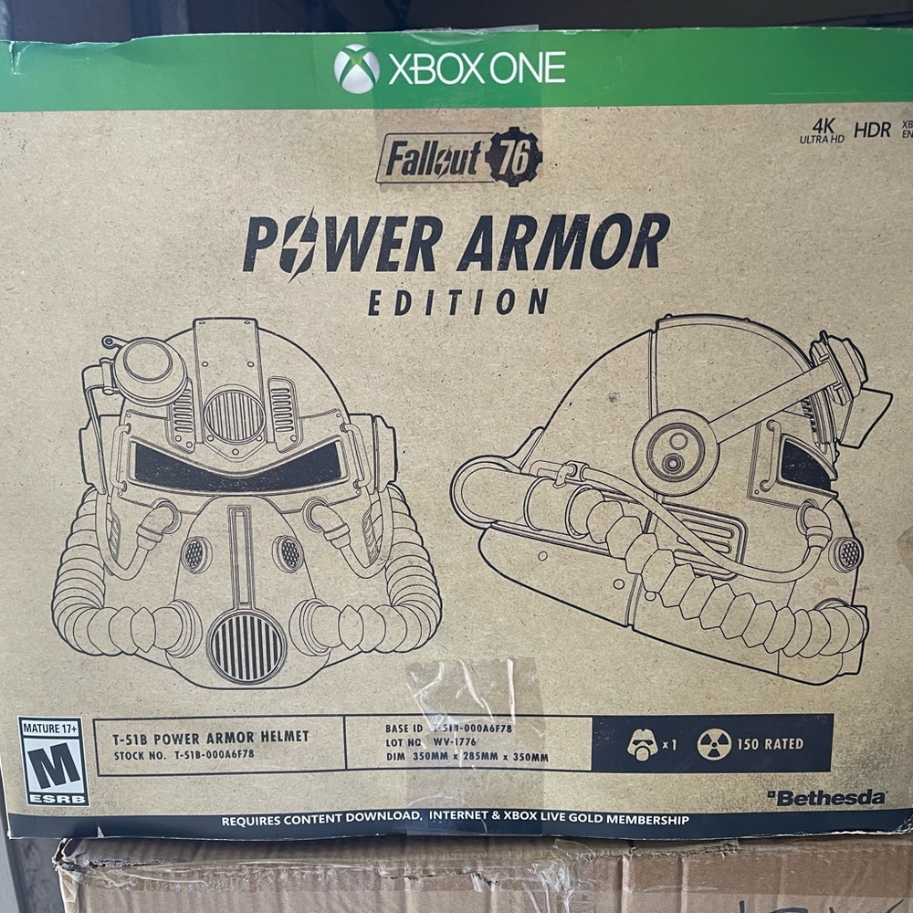 BETHESDA Fallout 76 Power Armor Edition XBOX One NEW Open Box